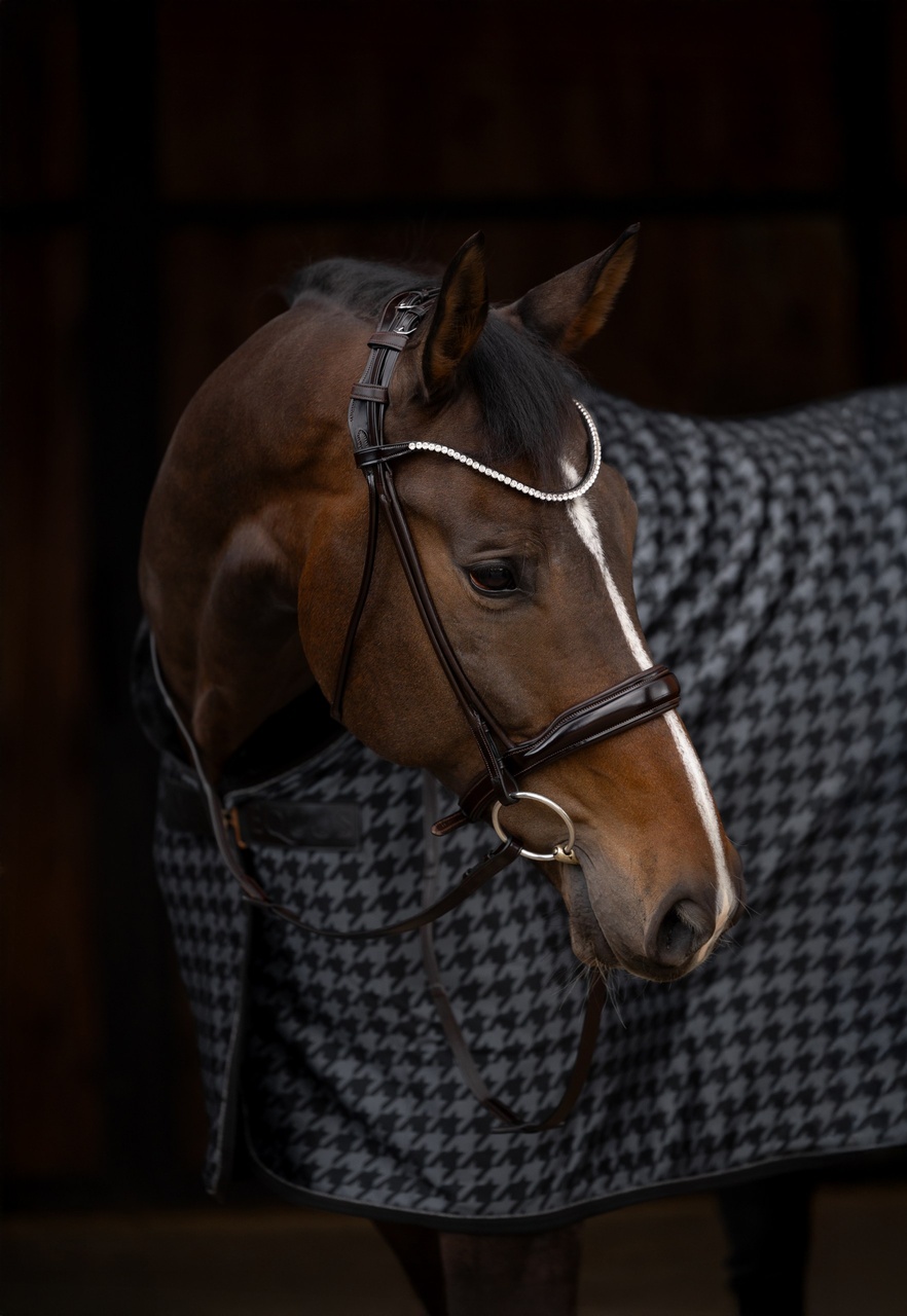 ogłowie szyte na okrągło