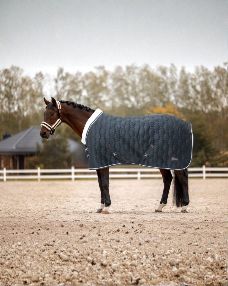 derka stajenna Velvet