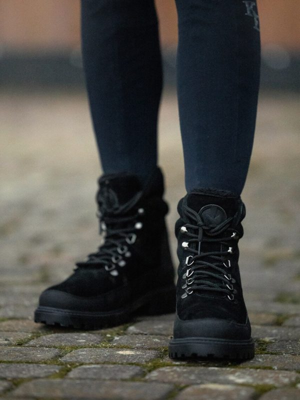 buty zimowe ocieplane do stajni