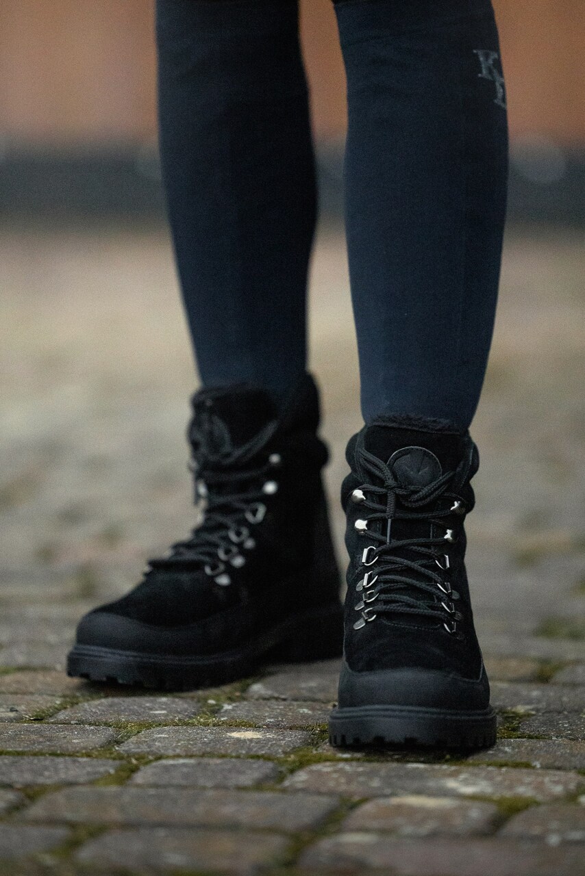 buty zimowe ocieplane do stajni